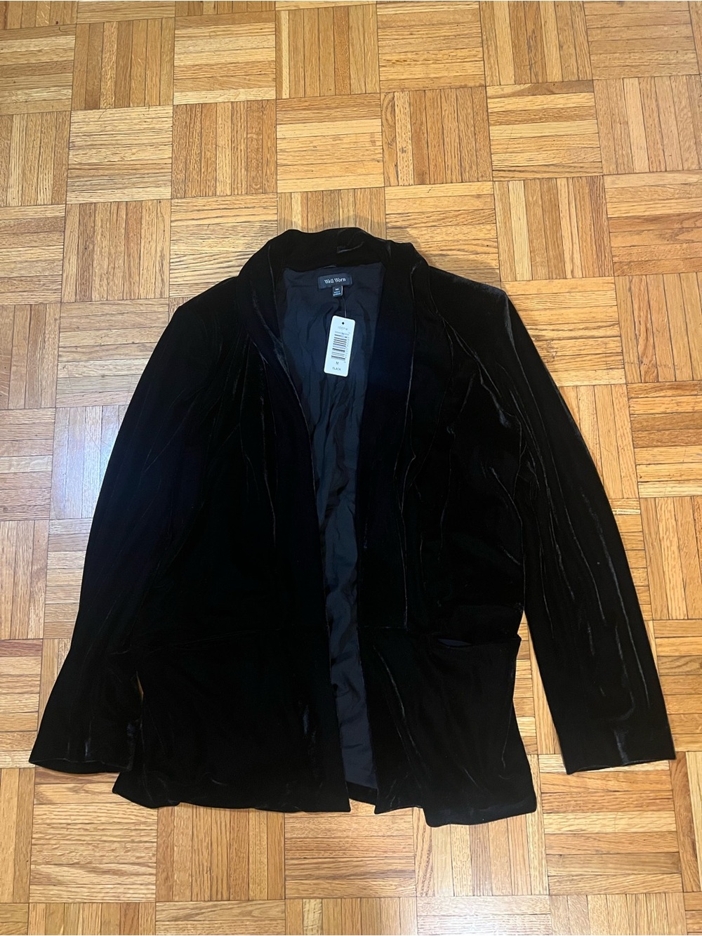 Velvet Trending! Well Worn Black Velvet Open-Front Blazer size medium